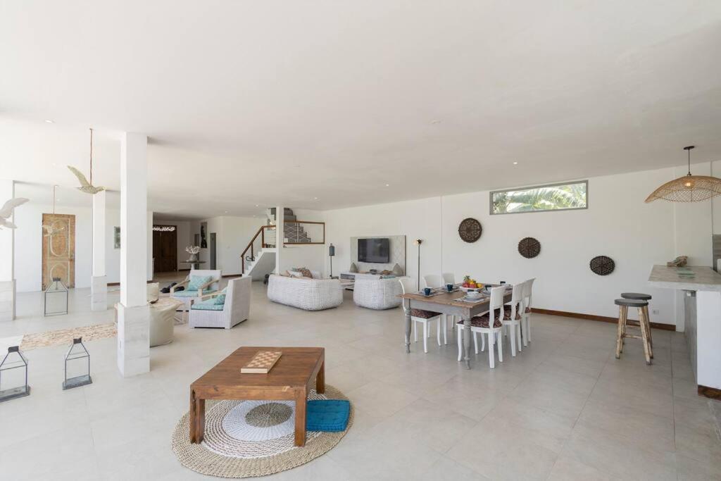 נוסה-למבונגן Orchid Villa 18M Pool, Sea View מראה חיצוני תמונה