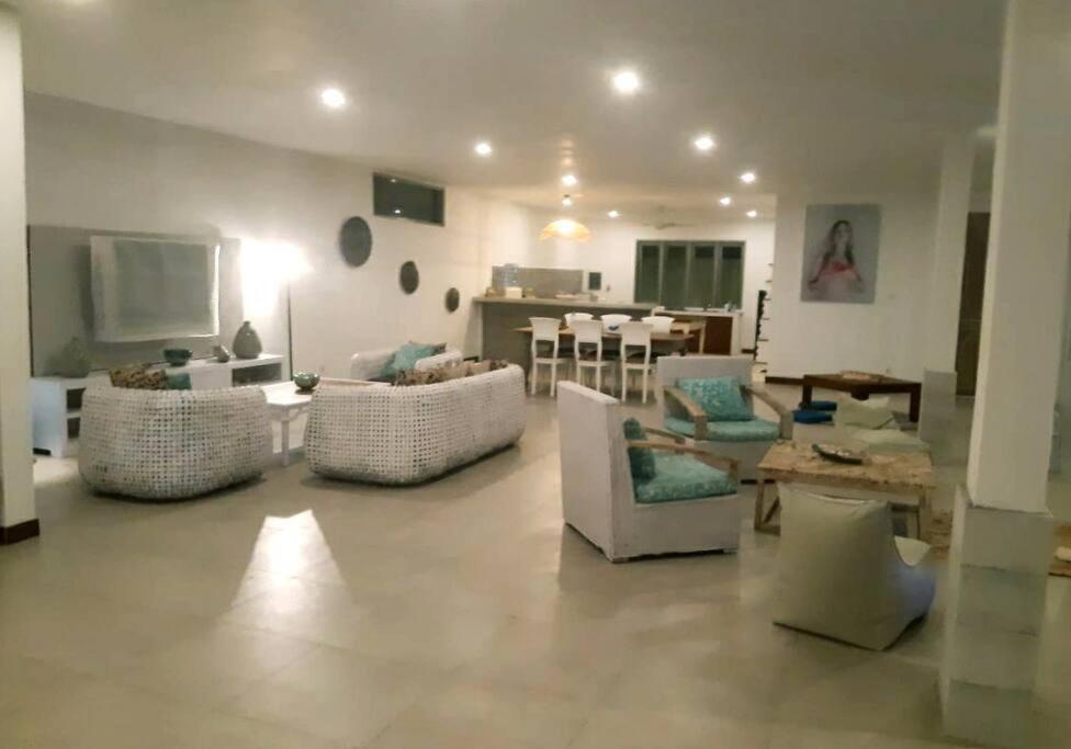 נוסה-למבונגן Orchid Villa 18M Pool, Sea View מראה חיצוני תמונה