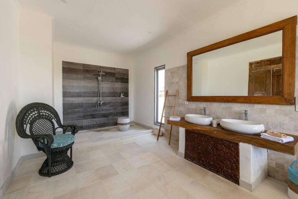 נוסה-למבונגן Orchid Villa 18M Pool, Sea View מראה חיצוני תמונה