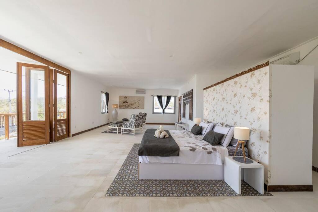 נוסה-למבונגן Orchid Villa 18M Pool, Sea View מראה חיצוני תמונה